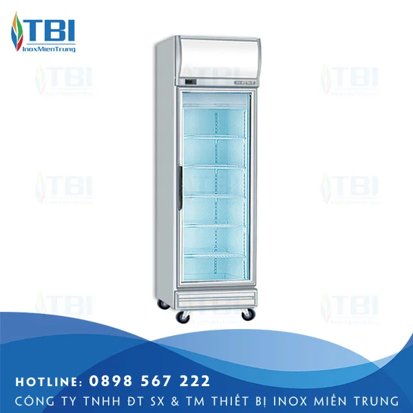 tu-mat-trung-bay-1-canh-kinh