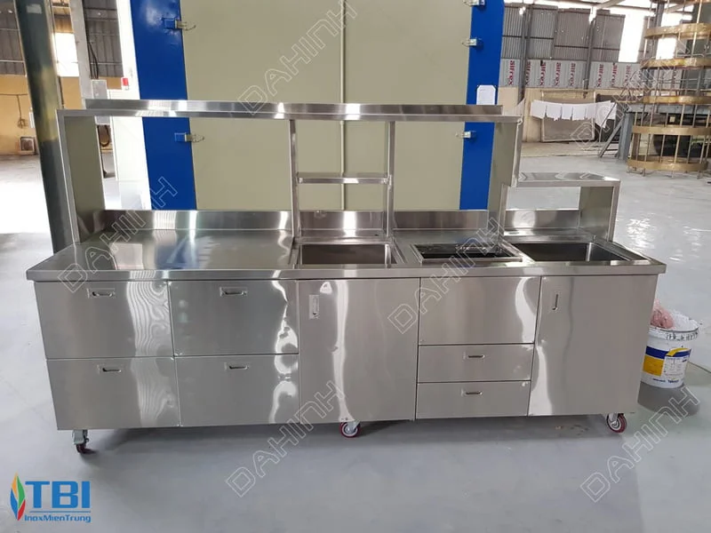 gia-cong-inox-dai-hinh