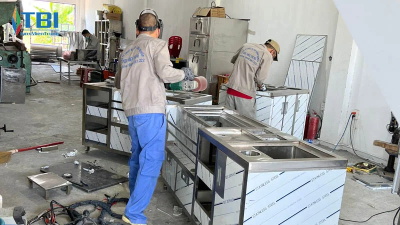 nen-mua-thung-da-inox-o-dau-inoxmientrung