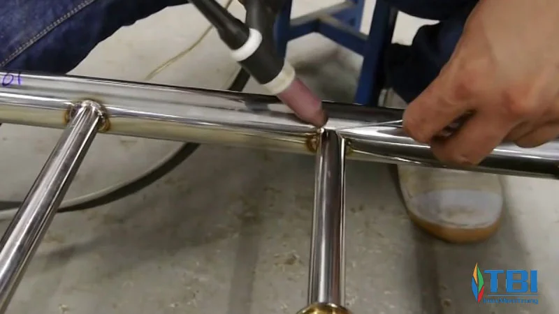 cong-ty-phan-trung-tin-inoxmientrung