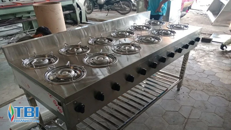 cong-ty-tnhh-san-xuat-co-khi-tien-dat-don-vi-gia-cong-inox-tai-bac-ninh-inoxmientrung