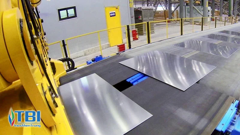 cua-hang-gia-cong-inox-tai-bac-ninh-inox-dai-phu-inoxmientrung