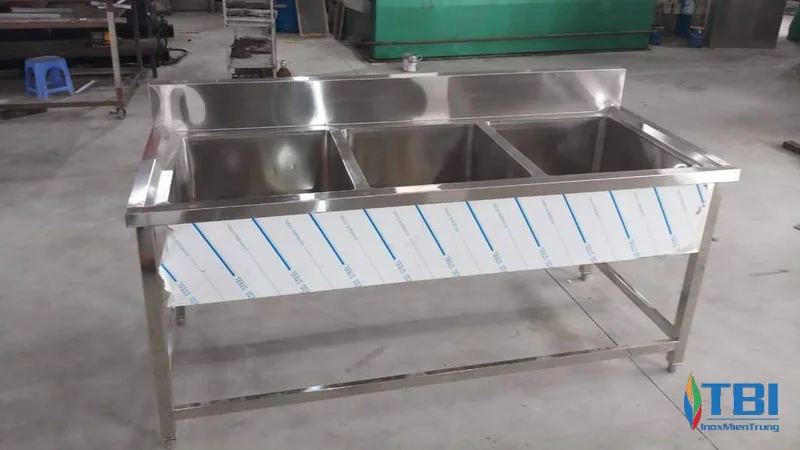 dia-chi-gia-cong-inox-tai-binh-duong-co-khi-tan-tai-inoxmientrung