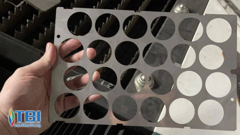 gia-cong-che-tao-inox-bac-ninh-inoxmientrung