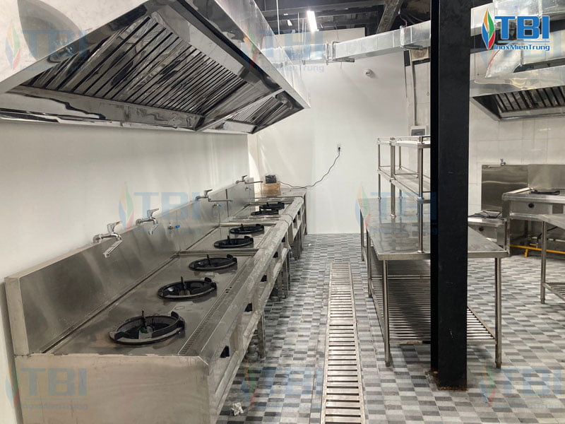 inox-mien-trung-don-vi-thiet-ke-thi-cong-bep-cong-nghiep-uy-tin-inoxmientrung