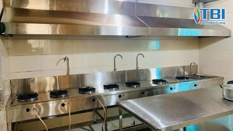 bep-cong-nghiep-inox-tai-ha-noi-viet-tiep-inoxmientrung