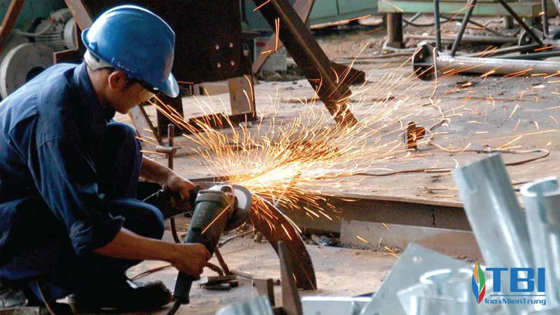 cong-ty-tnhh-mot-thanh-vien-co-khi-dai-dong-a-dia-chi-gia-cong-inox-tai-dong-thap-inoxmientrung