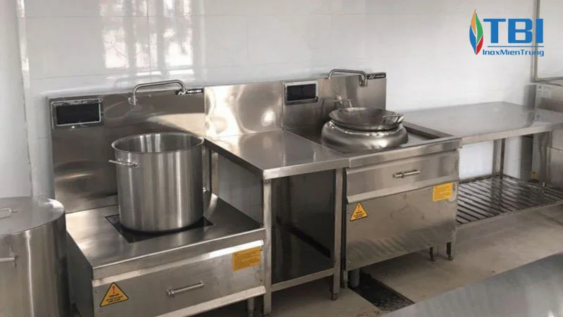 cong-ty-tnhh-san-xuat-co-khi-minh-quan-inoxmientrung