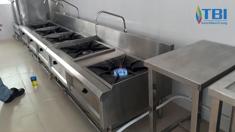 cong-ty-tnhh-san-xuat-va-thuong-mai-kim-khi-viet-anh-inoxmientrung