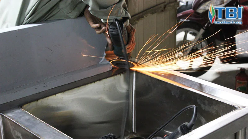 inox-thanh-nam-dia-chi-gia-cong-inox-tai-hung-yen-inoxmientrung