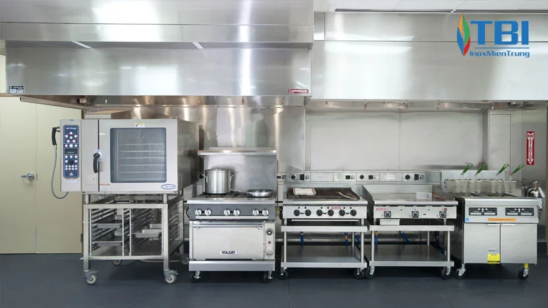 thiet-bi-bep-cong-nghiep-acc-inoxmientrung