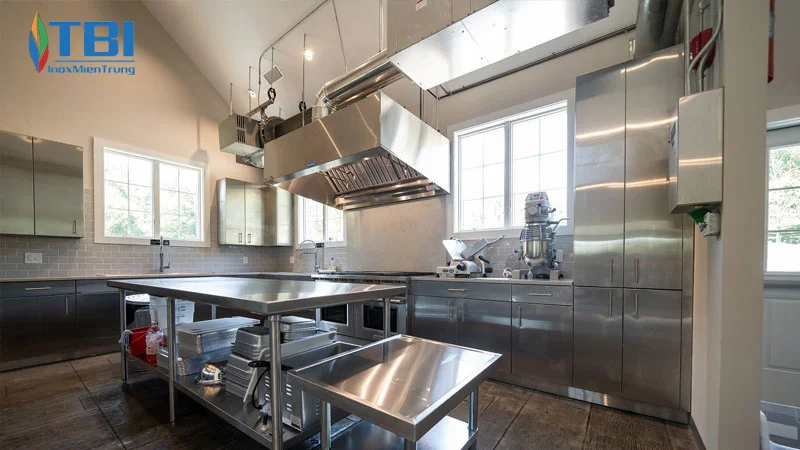 thiet-bi-bep-cong-nghiep-can-tho-inoxmientrung