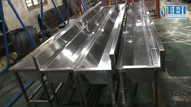 cua-hang-inox-thanh-cong-don-vi-gia-cong-inox-tai-ninh-binh-inoxmientrung