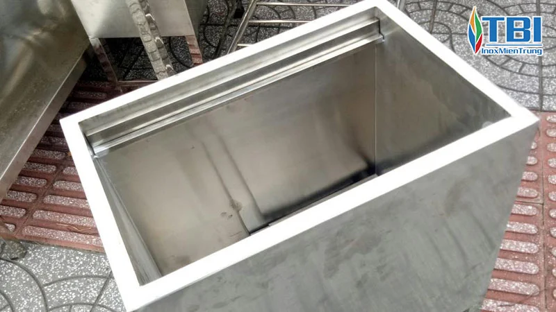 thung-da-inox-ho-chi-minh-tan-loc-duc-inoxmientrung