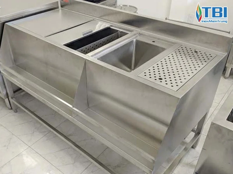 inox-pham-uy-inoxmientrung