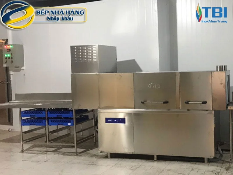 bep-nha-hang-nhap-khau-inoxmientrung