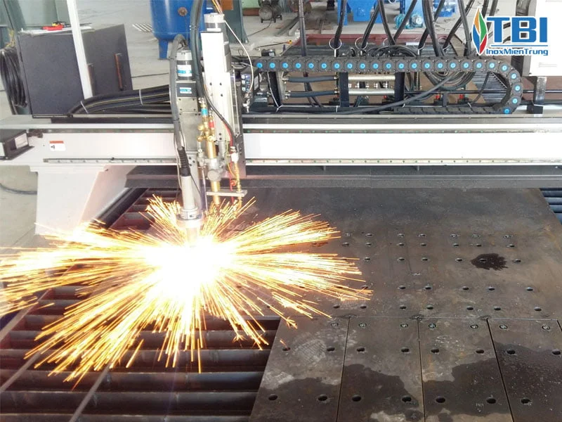 cong-ty-tnhh-xay-dung-sx-tm-phuoc-an-inoxmientrung