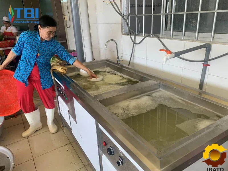 irato-cung-cap-may-rua-chen-cong-nghiep-tai-tphcm-inoxmientrung