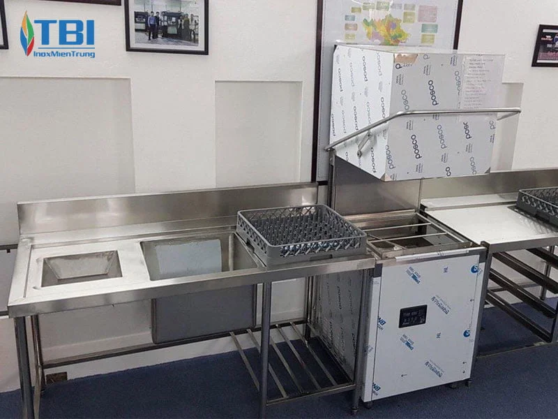 thien-binh-phan-phoi-may-rua-chen-cong-nghiep-tai-tphcm-inoxmientrung