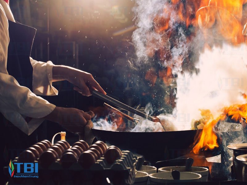 cach-su-dung-bep-gas-6-hong-nho-inoxmientrung