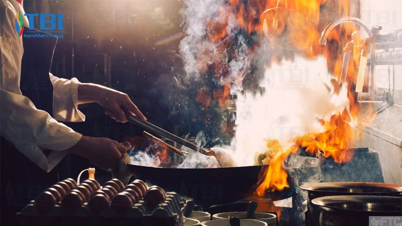 do-tien-loi-cua-bep-gas-12-hong-nho-ra-sao-inoxmientrung