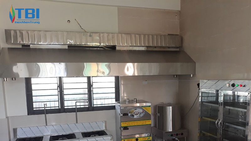 Cong-dung-cua-he-thong-hut-mui-cong-nghiep-inoxmientrung