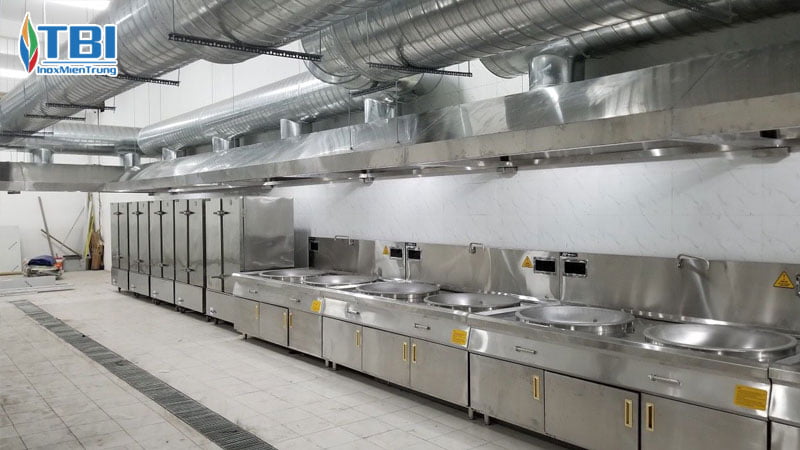 Cach-bao-duong-bep-cong-nghiep-hieu-qua-inoxmientrung