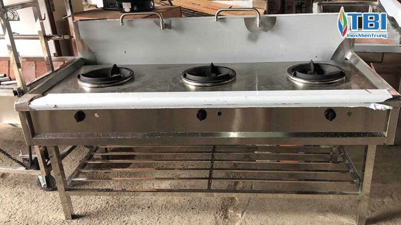 Cau-tao-bep-gas-cong-nghiep-inoxmientrung