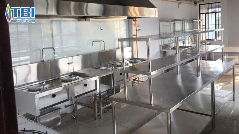 Kiem-tra-va-han-lai-cac-moi-ban-bi-nut-inoxmientrung