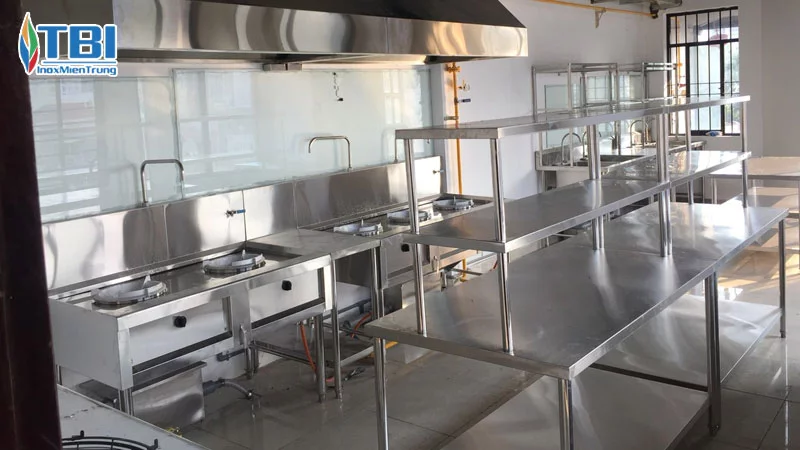 Kiem-tra-va-han-lai-cac-moi-ban-bi-nut-inoxmientrung