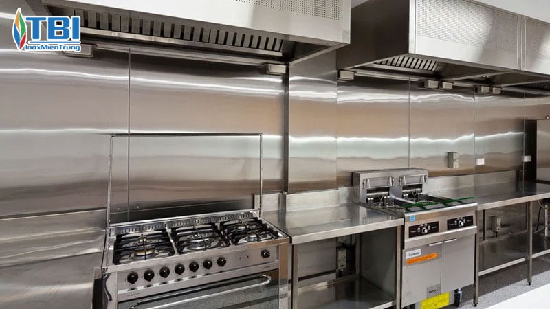 Lap-dat-bep-cong-nghiep-khong-dung-cach-inoxmientrung