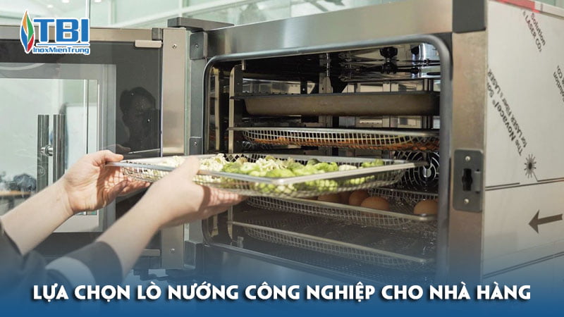 Lua-chon-lo-nuong-cong-nghiep-cho-nha-hang-inoxmientrung