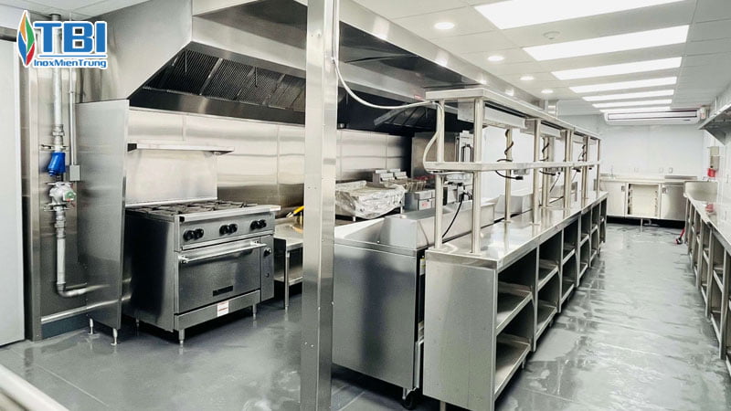 Su-dung-thiet-bi-tiet-kiem-nang-luong-inoxmientrung