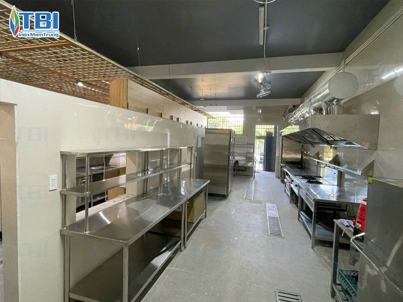 Yeu-cau-cua-cong-trinh-bep-nha-hang-nhat-misaki-sushi-bar-grill-inoxmientrung