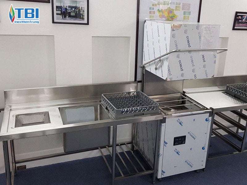 Cac-loai-may-rua-chen-cong-nghiep-inoxmientrung