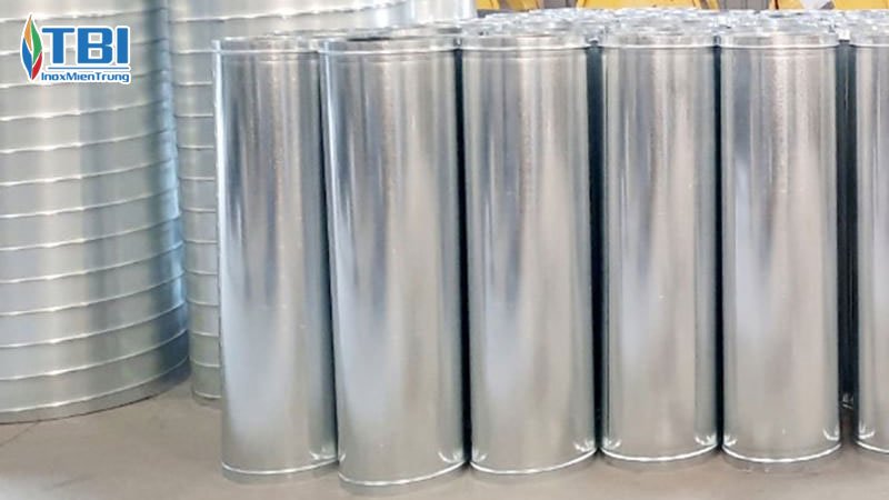 Cac-loai-ong-gio-cong-nghiep-inoxmientrung