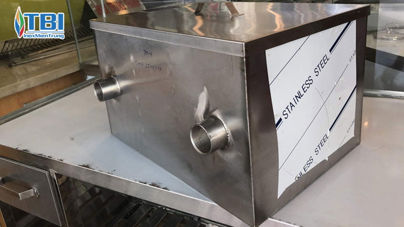 Dia-chi-cung-cap-be-tach-mo-cong-nghiep-chinh-hang-gia-tot-inoxmientrung