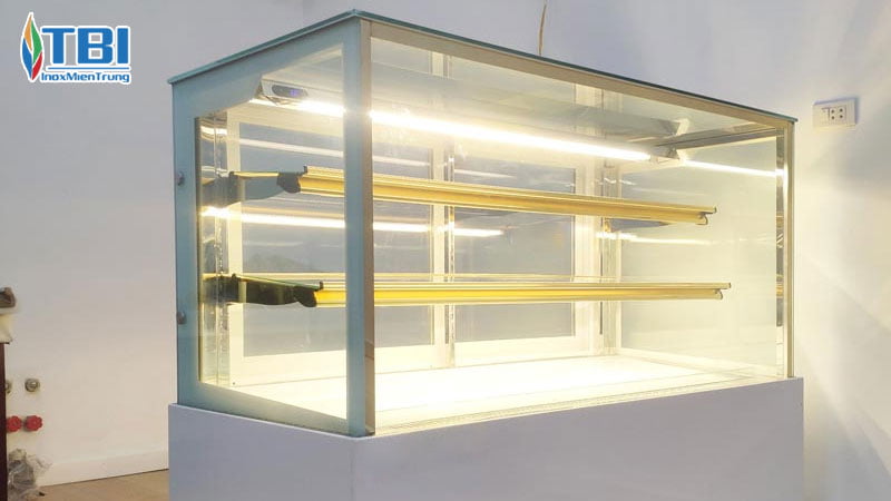 Dia-chi-cung-cap-tu-trung-bay-dong-lanh-uy-tin-inoxmientrung