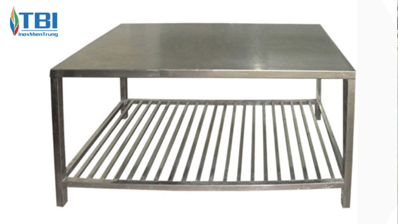 Inox-mien-trung-dia-chi-cung-cap-ban-soan-ban-so-che-inox-chat-luong-inoxmientrung