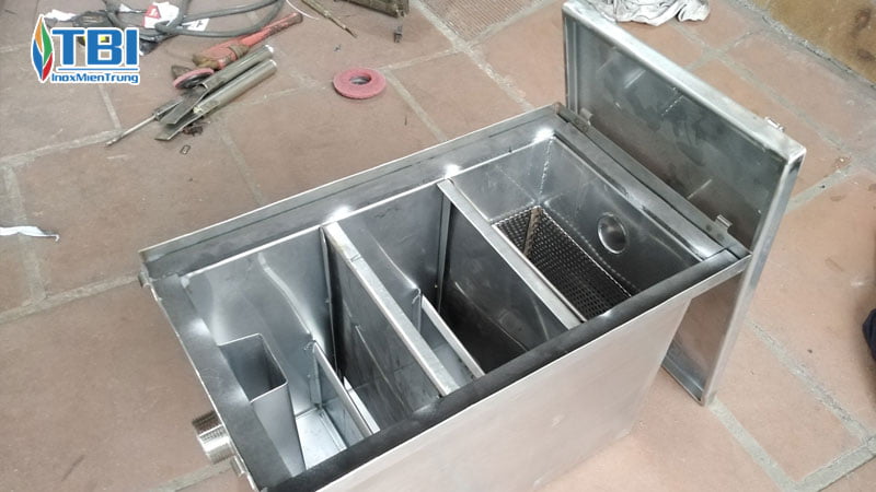 Kich-co-be-tach-mo-cong-nghiep-inoxmientrung