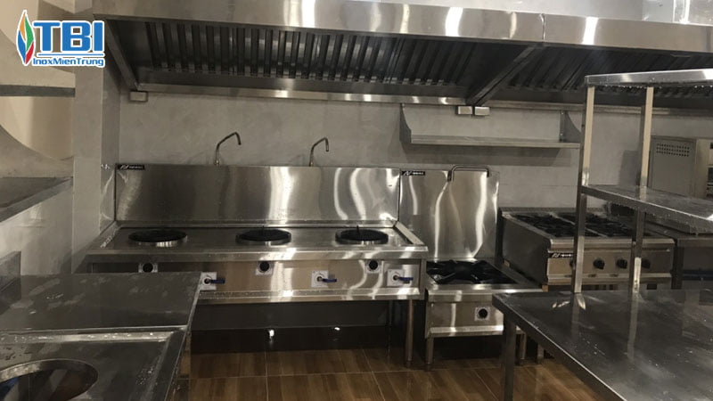 Kinh-nghiem-mua-bep-a-cong-nghiep-inoxmientrung