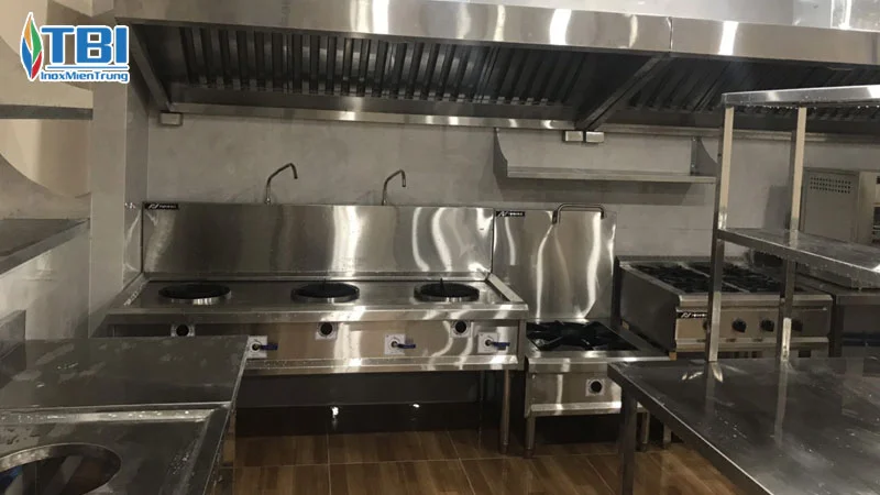 Kinh-nghiem-mua-bep-a-cong-nghiep-inoxmientrung