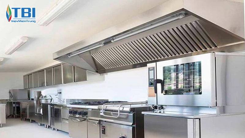 Motor-quat-chup-hut-mui-cong-nghiep-inoxmientrung