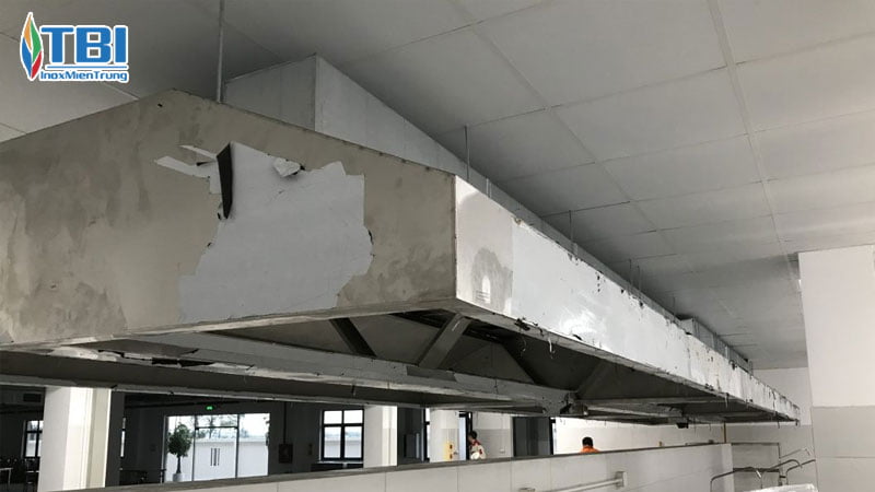 Nhuoc-diem-cua-may-hut-mui-cong-nghiep-inoxmientrung