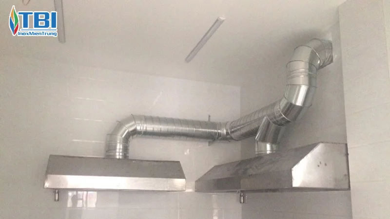 Ung-dung-cua-ong-gio-cong-nghiep-inoxmientrung