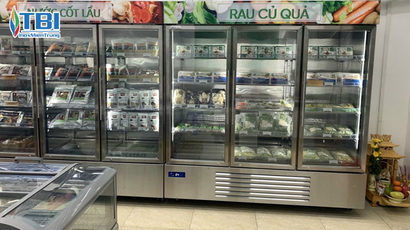 Uu-diem-cua-tu-trung-bay-dong-lanh-inoxmientrung