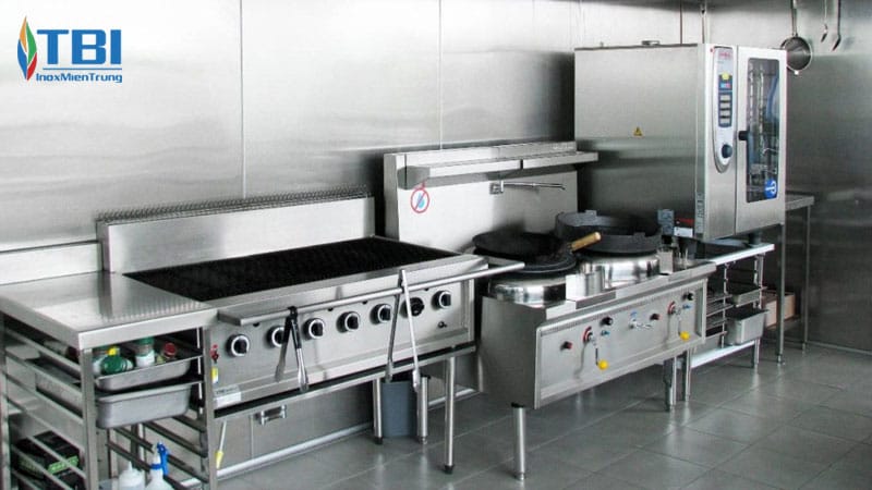 Cac-thiet-bi-inox-pho-bien-trong-nha-bep-inoxmientrung