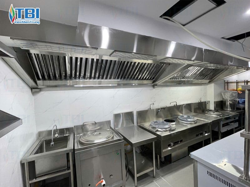 Hinh-anh-thuc-te-cong-trinh-bep-nha-hang-han-quoc-da-vien-inoxmientrung