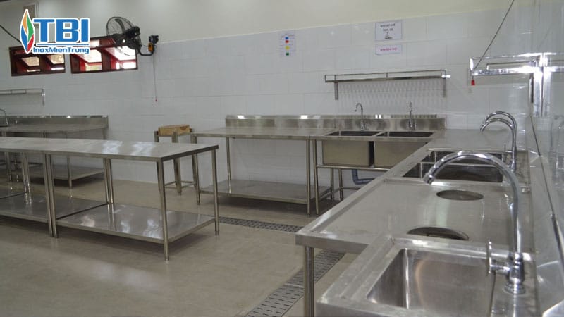 Luu-y-khi-su-dung-thiet-bi-inox-inoxmientrung