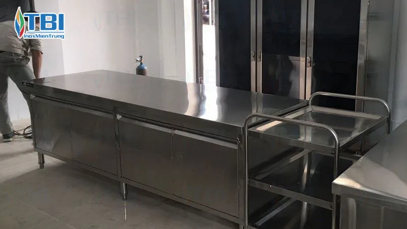 Ban-bep-inox-inoxmientrung